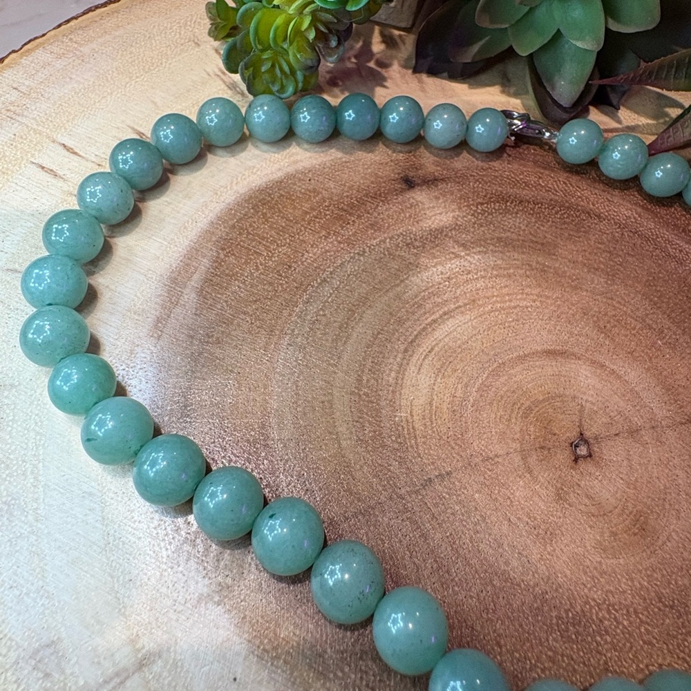 Aventurine Necklace💚✨ - Picture 4 of 6